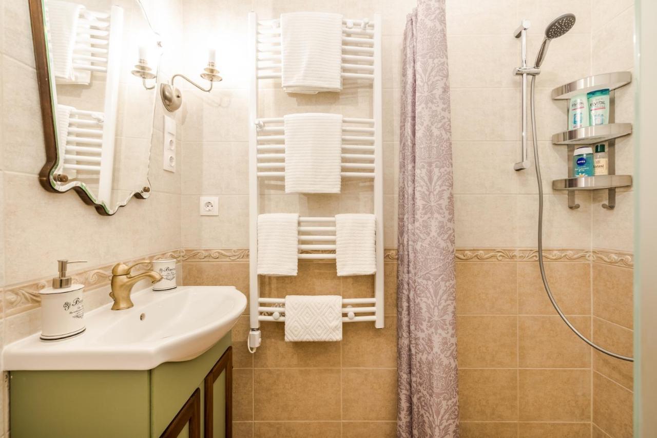 Provence Home - Citycenter, Tv, Washer, Coffee-Tea Boedapest Buitenkant foto